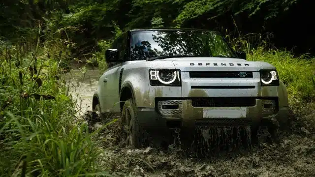 2021-Land-Rover-Defender-90-specs- H-H-Auto
