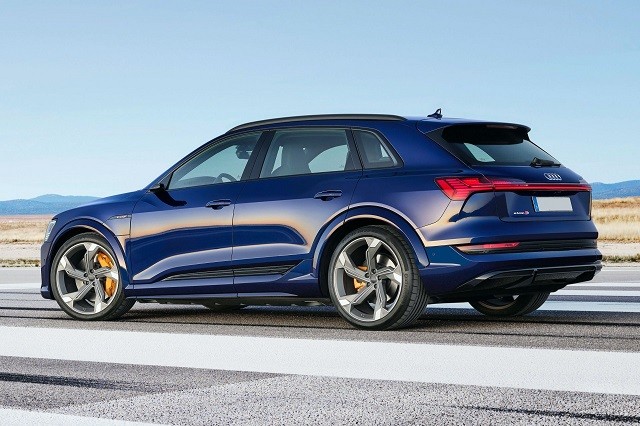 2021-Audi-E-Tron-S-side- H-H-Auto