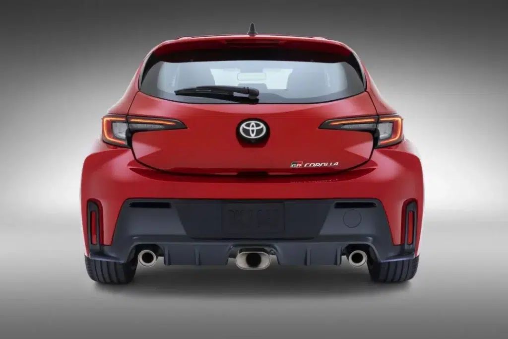 2023-Toyota-GR-Corolla-12-1400x934.jpg- H-H-Auto