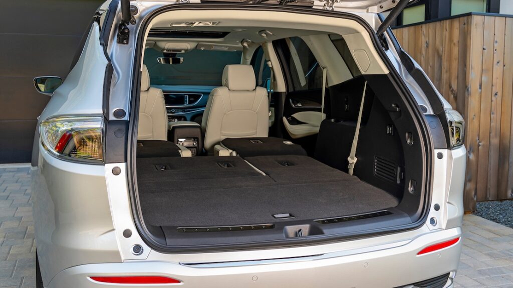 2023 Buick Enclave Avenir 029 trunk- H-H-Auto