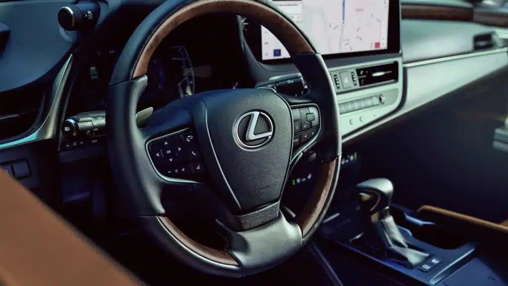2023 Lexus ES interior 0064- H-H-Auto