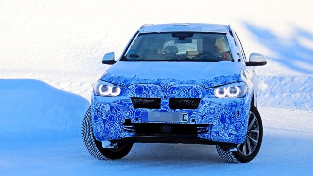 BMW iX3 (2021): Innenraum, Motoren und Bild