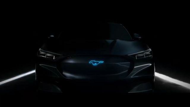 Ford Mach E (2021): Innenraum, Motoren und Bild