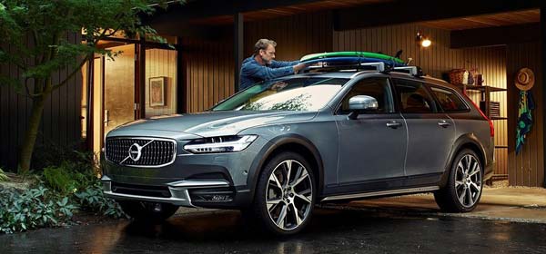 Volvo V90 Cross Country (2022): Technische Daten, Außen, Preise