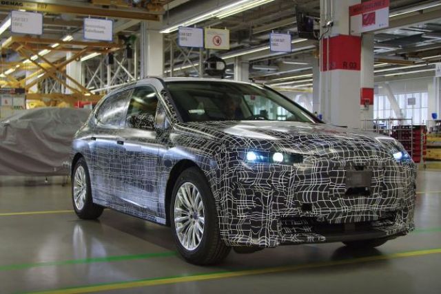 BMW iX5 (2021): Innenraum, Außen und Preise